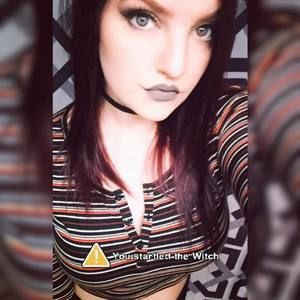 Meet your Posher, Carissa